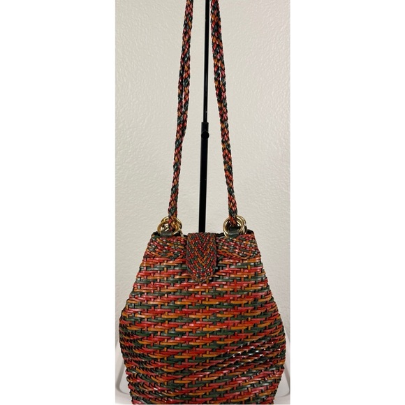 CEM 1990's vintage woven natural leather crossbody/shoulder bucket bag - Picture 3 of 16